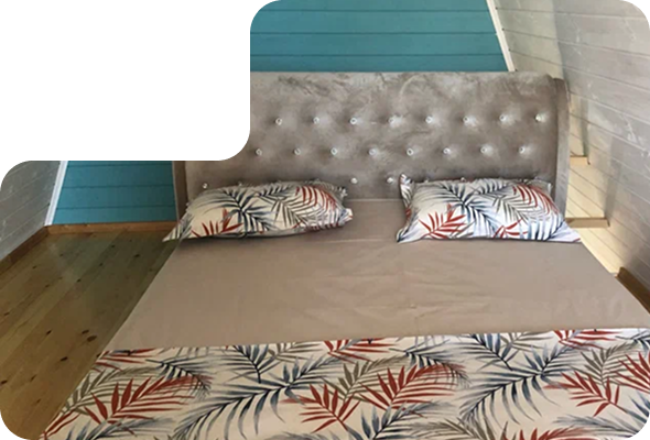 haus_landing_desktop_about_medium_decor_img_7.png