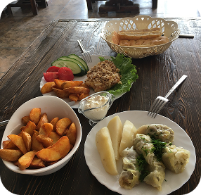 haus_subpage_cafe_img_block_img_2_2.png